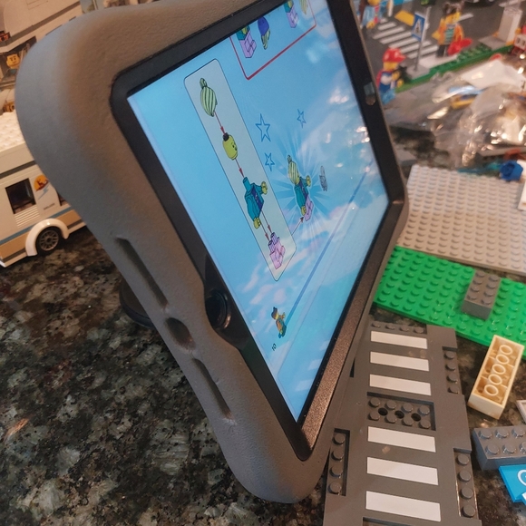 NEW GRAY BUBBLE-POP BAG - Picture 6 of 12